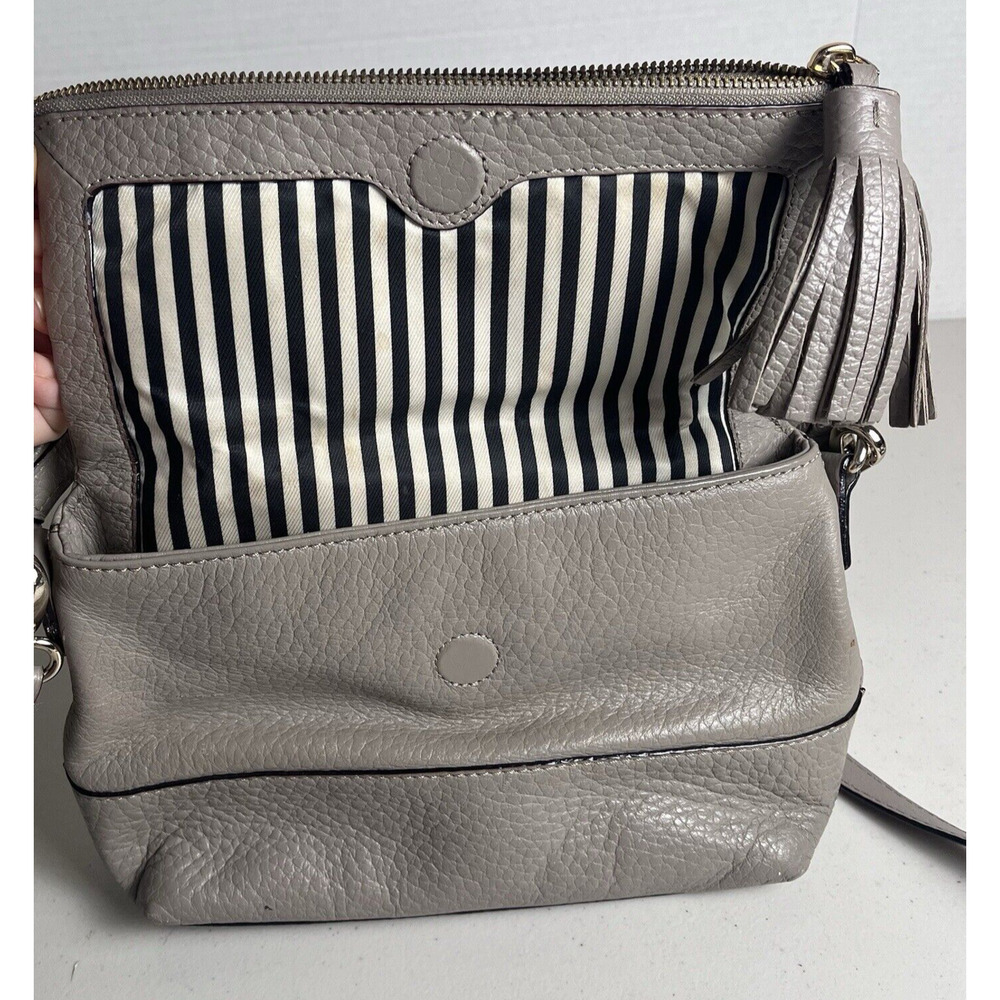 Kate Spade Leila Women's Grey Pebbled Leather Zip Crossbody Purse W/Tassel - Picture 6 of 16